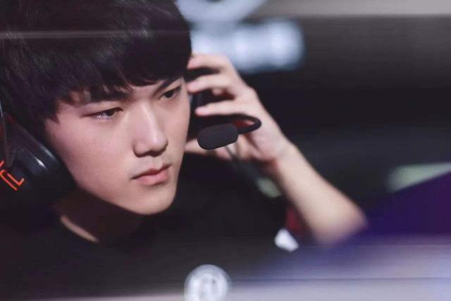 当对手收缩 当对手收缩