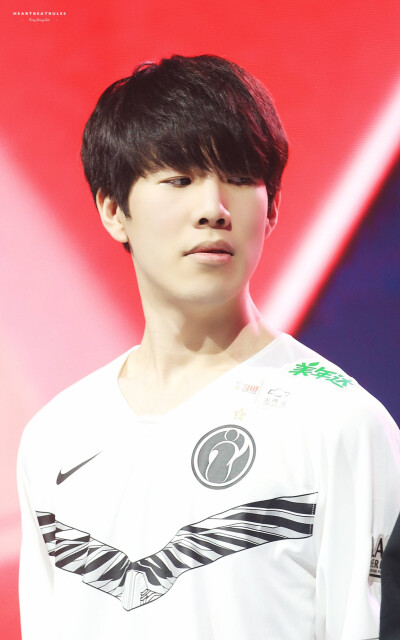 当全场目光 当全场目光