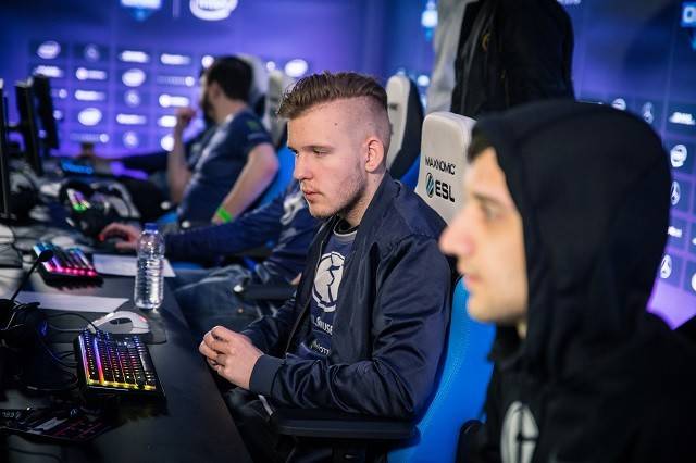 复杂的进攻 复杂的进攻